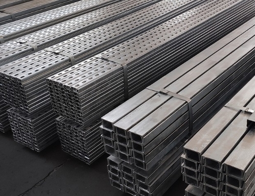 Hot DIP Galvanized 41X41X2.5mm Plain/Slotted Heavy Duty  Metal Framing Strut Channels
